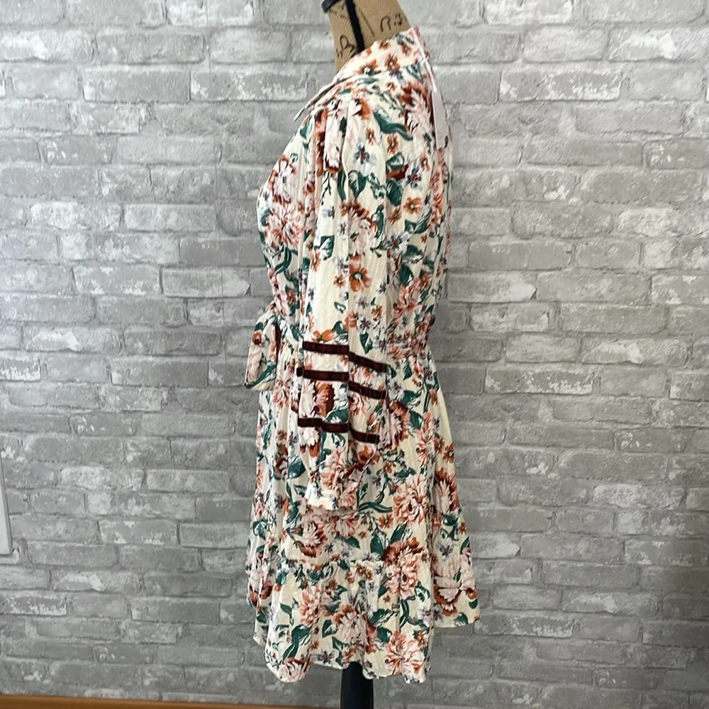 LC Lauren Conrad Floral Puff Sleeve Dress - Image 4