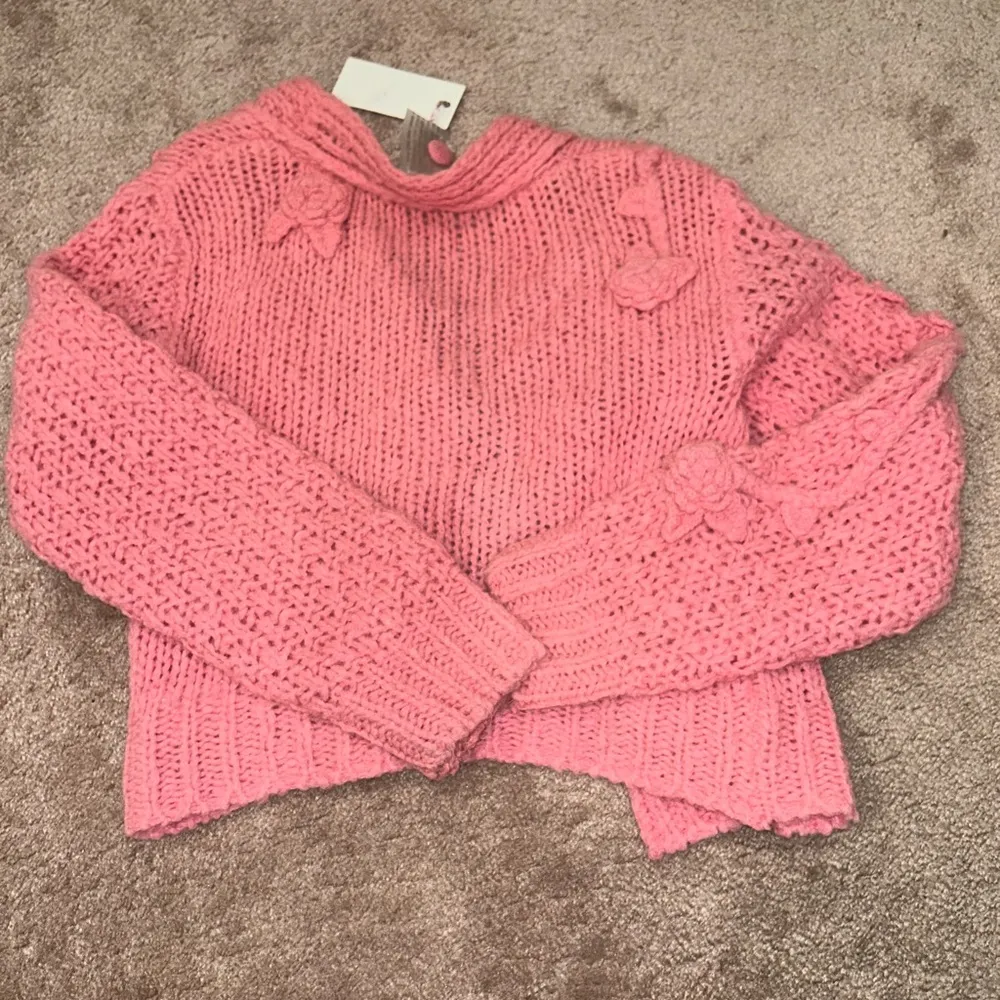 Loveshackfancy Pink Fabietto Cropped Floral Alpaca Blend Cardigan Flaws - Image 2