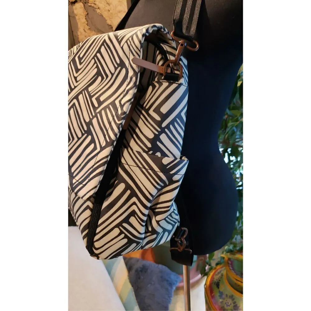 Petunia Pickle Bottom New no tags Black - Image 7