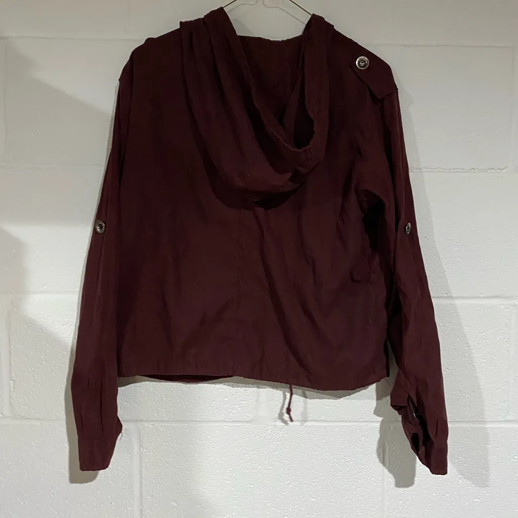 Brandy Melville Maroon Lightweight Jacket - Image 2