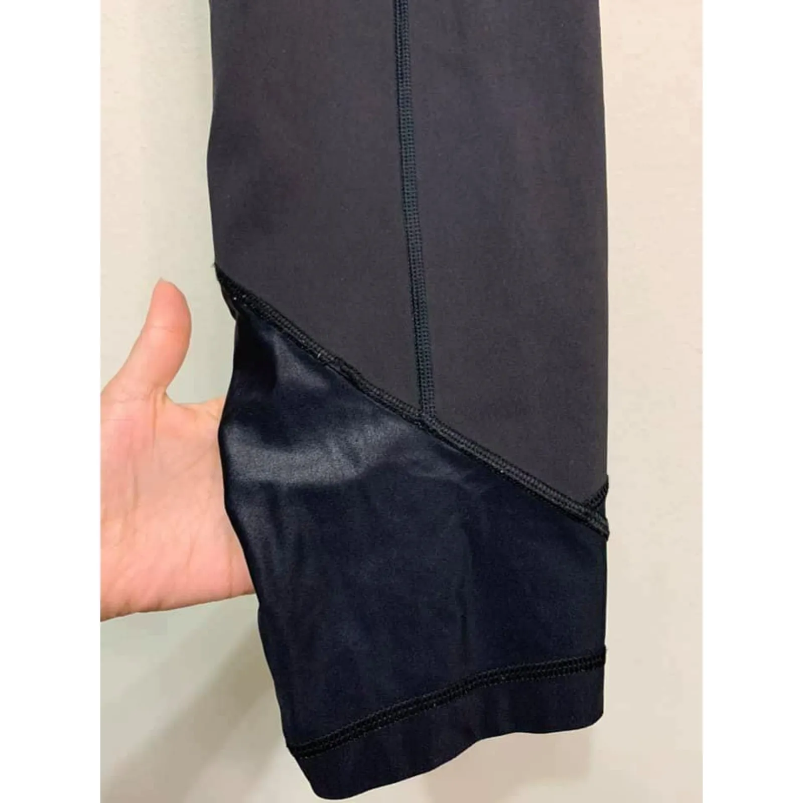Lululemon Pace Queen‎ Tight Black Size 12 - Image 2