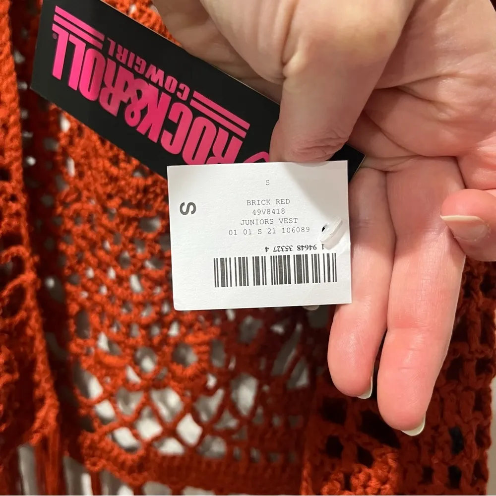 Rock & Roll Cowgirl Vest Small New Crochet Beige Fringe Red Orange Festival - Image 7