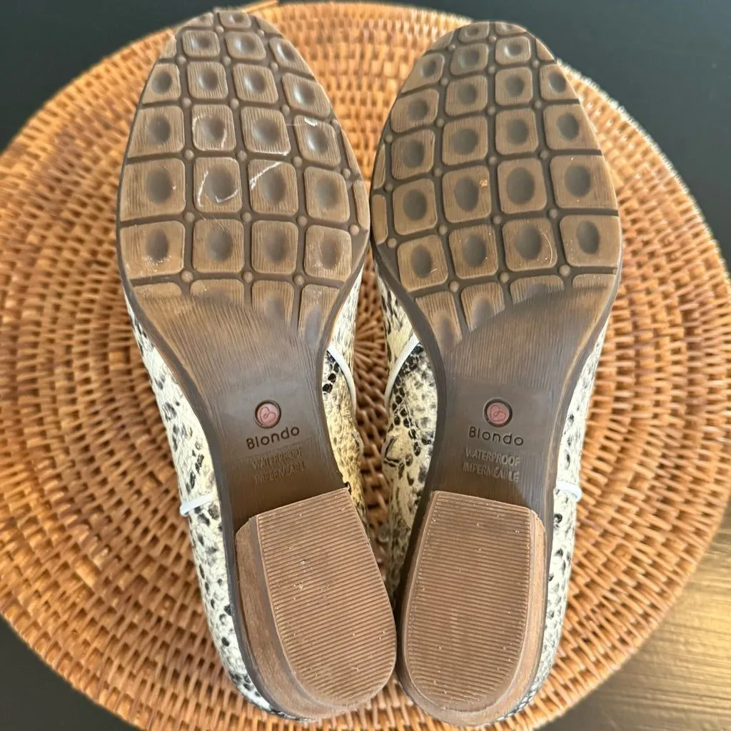 Blondo Black and White Snakeskin Ankle Booties waterproof - Image 8