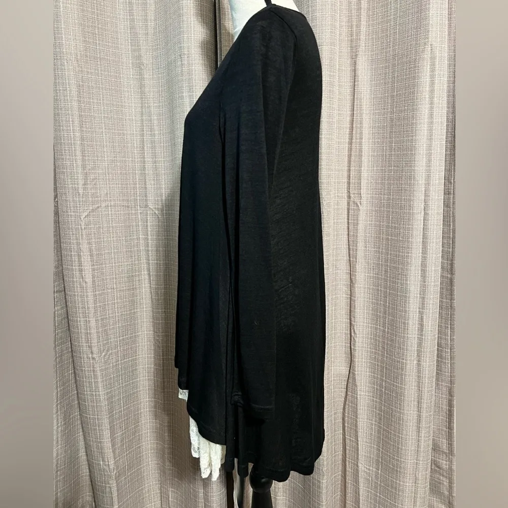 UMGEE women’s size small black hi low long sleeve tunic with floral lace trim - Image 10