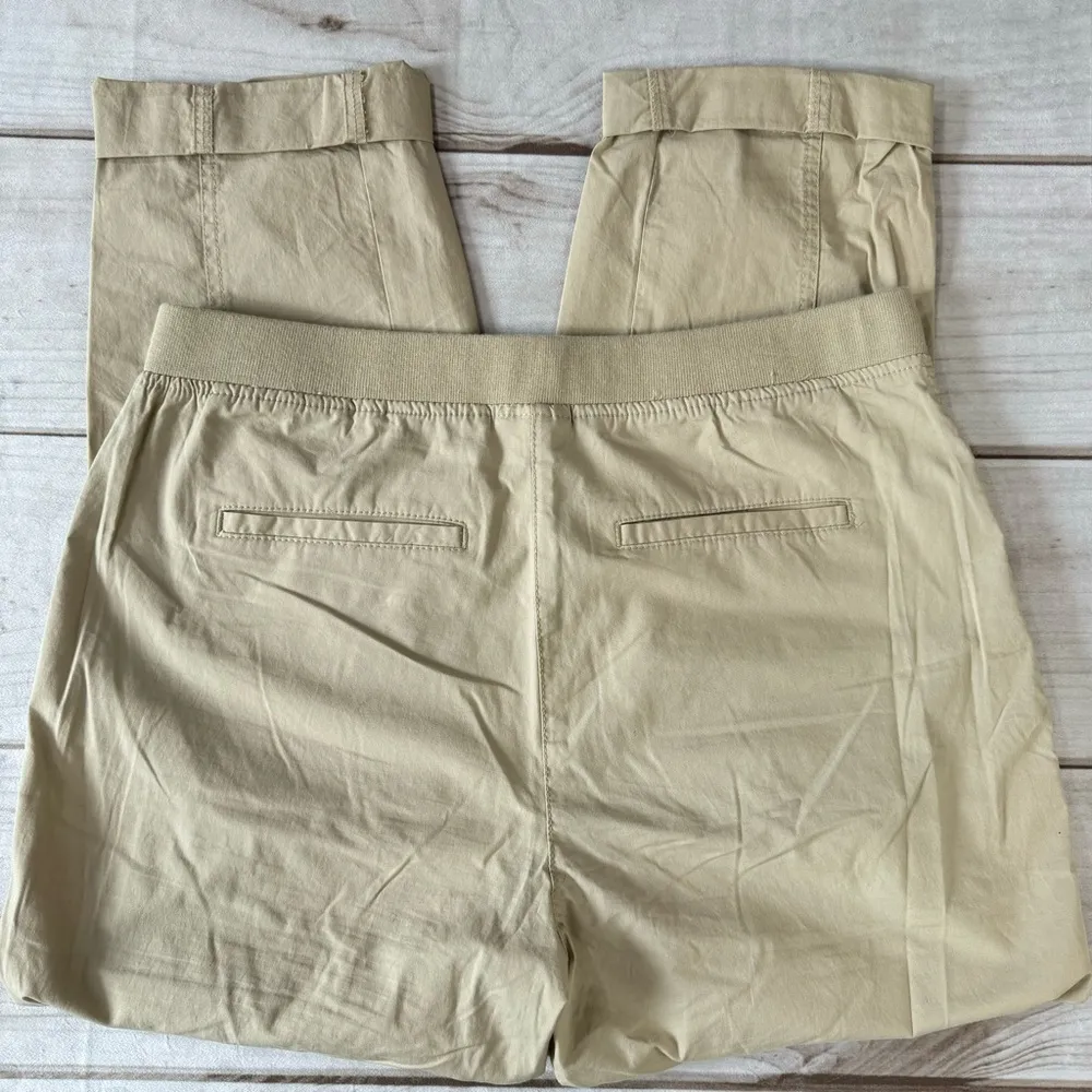 Chico’s Khaki Tan Lightweight Cotton Relaxed Fit Convertible Cropped Pants - Image 2