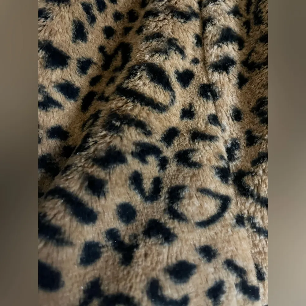 UBU Leopard Printed Orange Lining Vest. Size Extra Large. Tan - Image 4