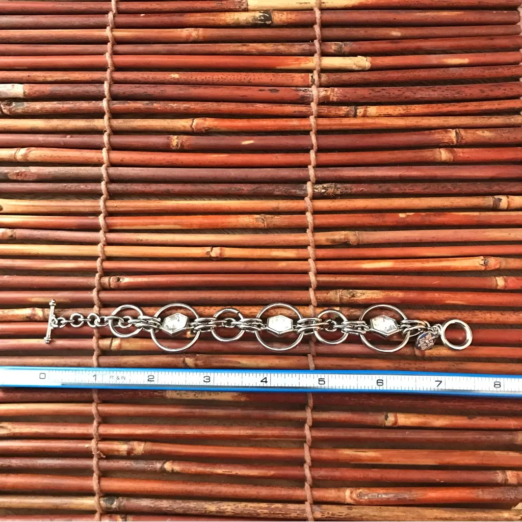 White House Black Market Large Link Silver Tone Bracelet clear glass stone. - Image 7