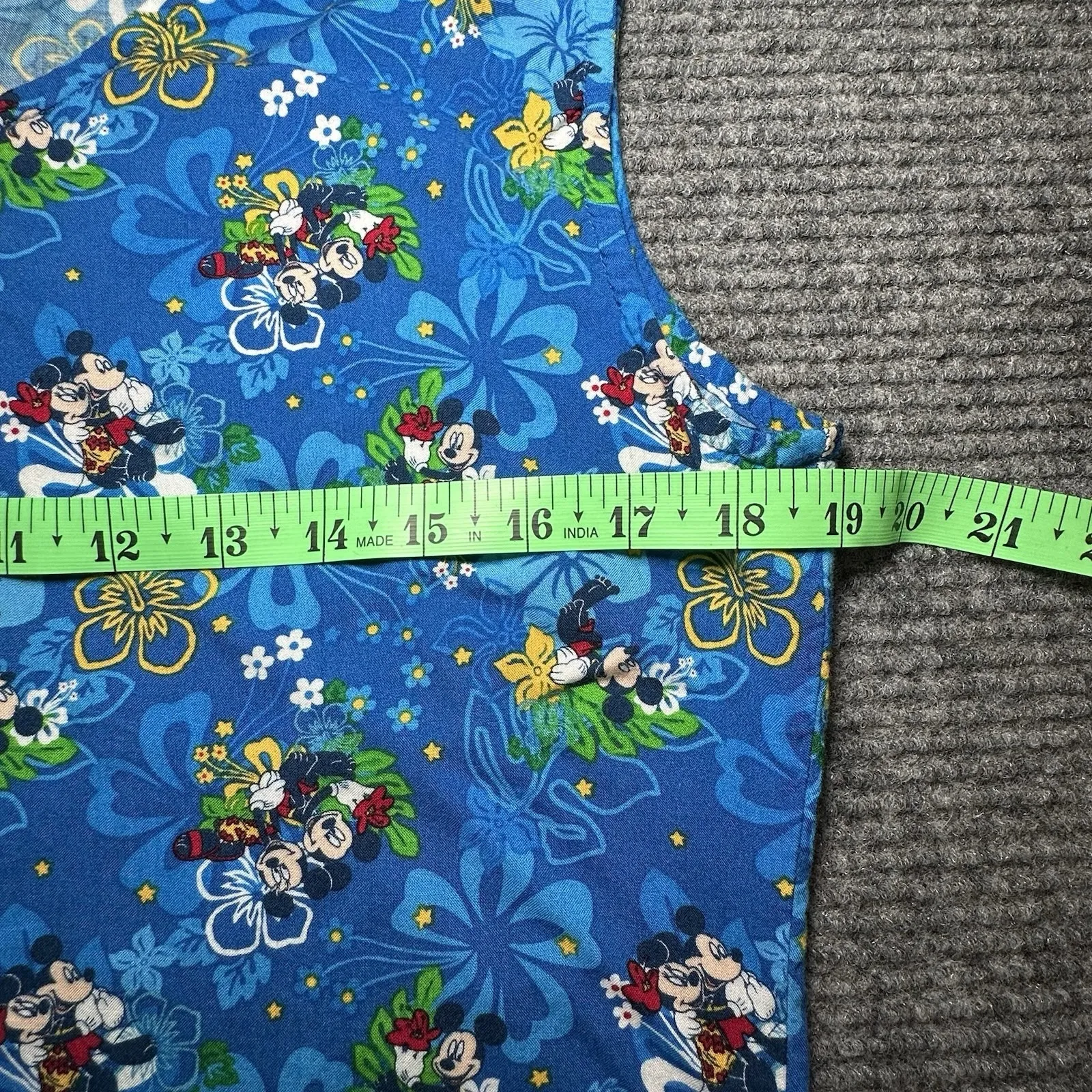 Disney Exclusive Hawaiian Dress Blue‎ Mickey Minnie Mouse Aloha Size Medium - Image 4