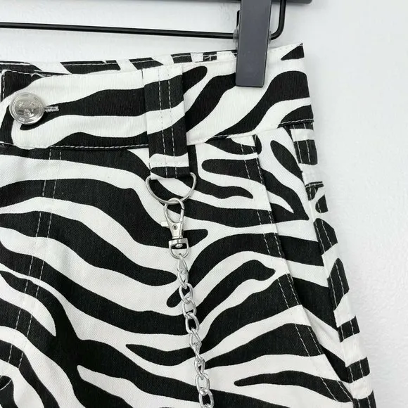 New  Current Mood Zebra Print Chain Mini Skirt Black White - Image 6