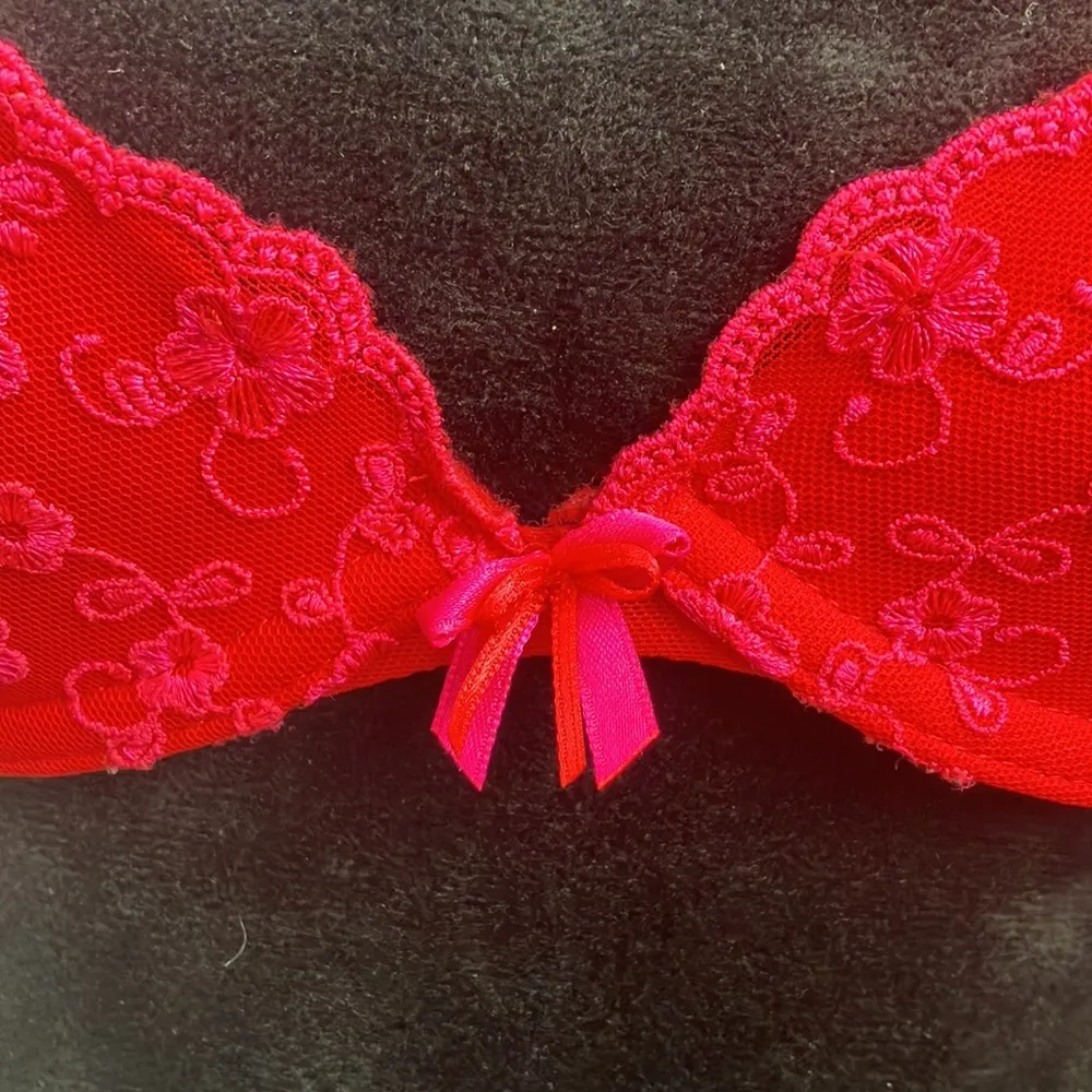 H&M red and hot pink mesh and floral print bra woman’s size 34 A - Image 3