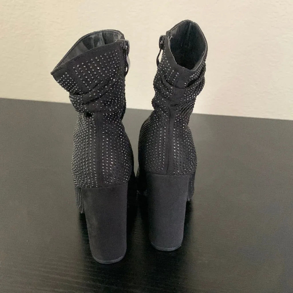 Black Rhinestone Boots Size 5 - Image 4