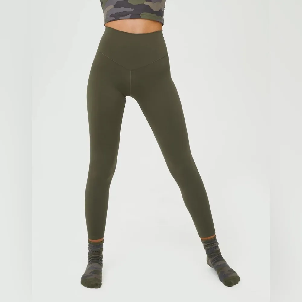 NWT OFFLINE By Aerie Real Me High Waisted Legging in Olive Daze Size‎ Small - Image 10