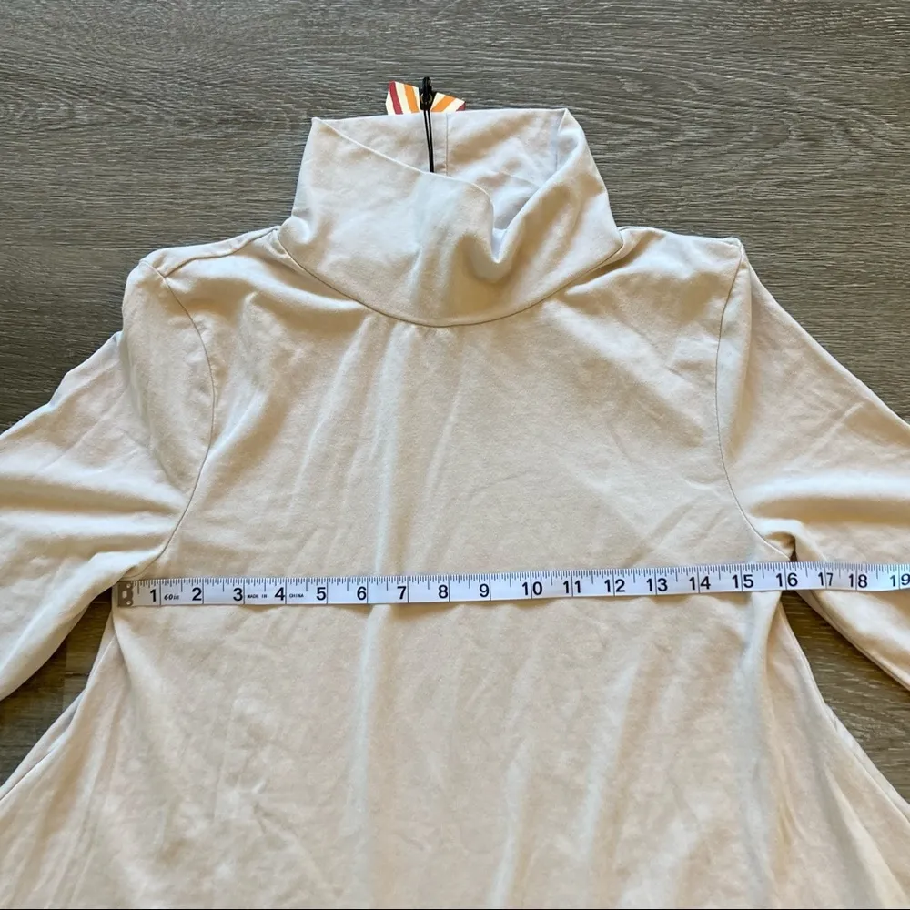 Dylan Greige Neutral Long Sleeve Turtleneck Women’s Size Small - Image 6