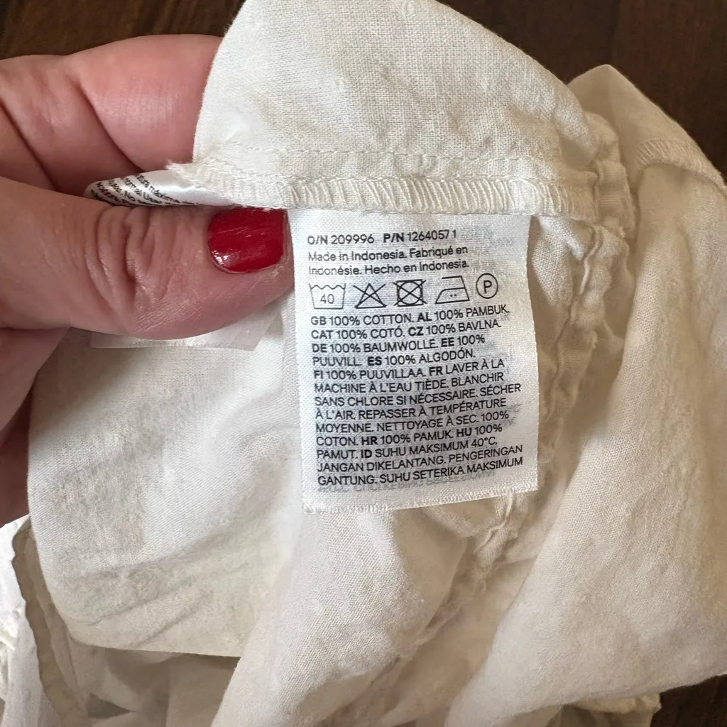 H&M NWOT white blouse - Image 4