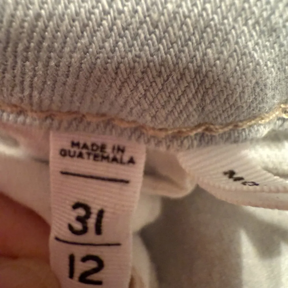 Ann Taylor Loft Modern Skinny Jeans Size 12/31 - Image 4