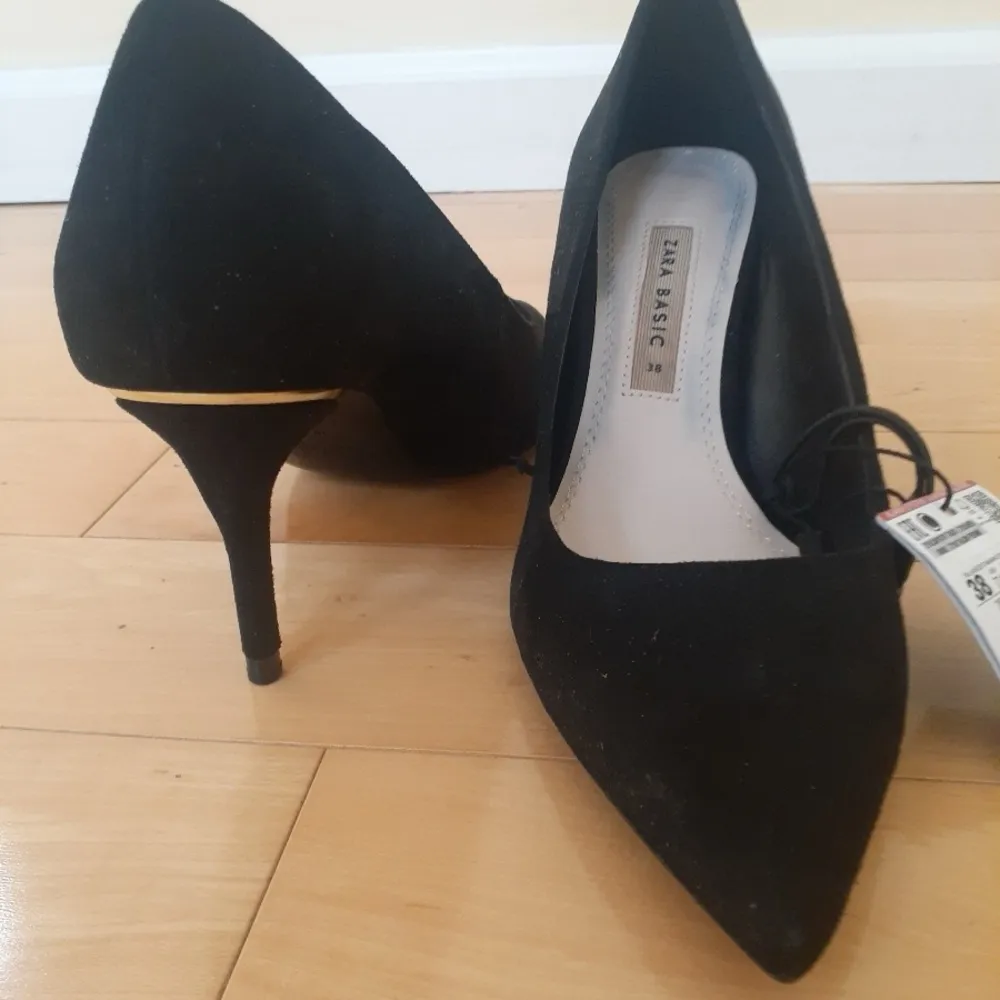 Black Heels - Image 2