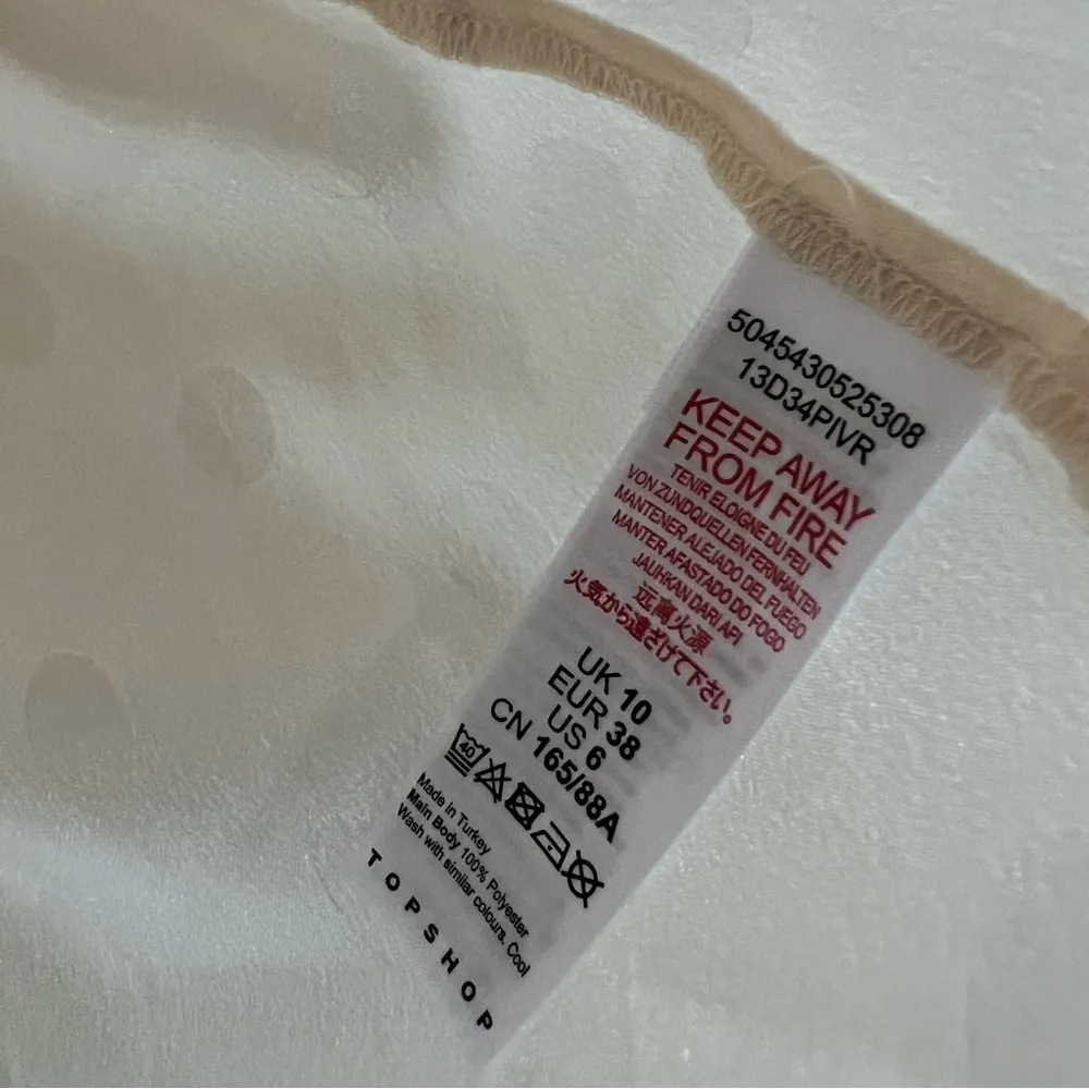 Topshop Polka Dot Satin Button Blouse Cream Neutral Classic Preppy Feminine US 6 - Image 5