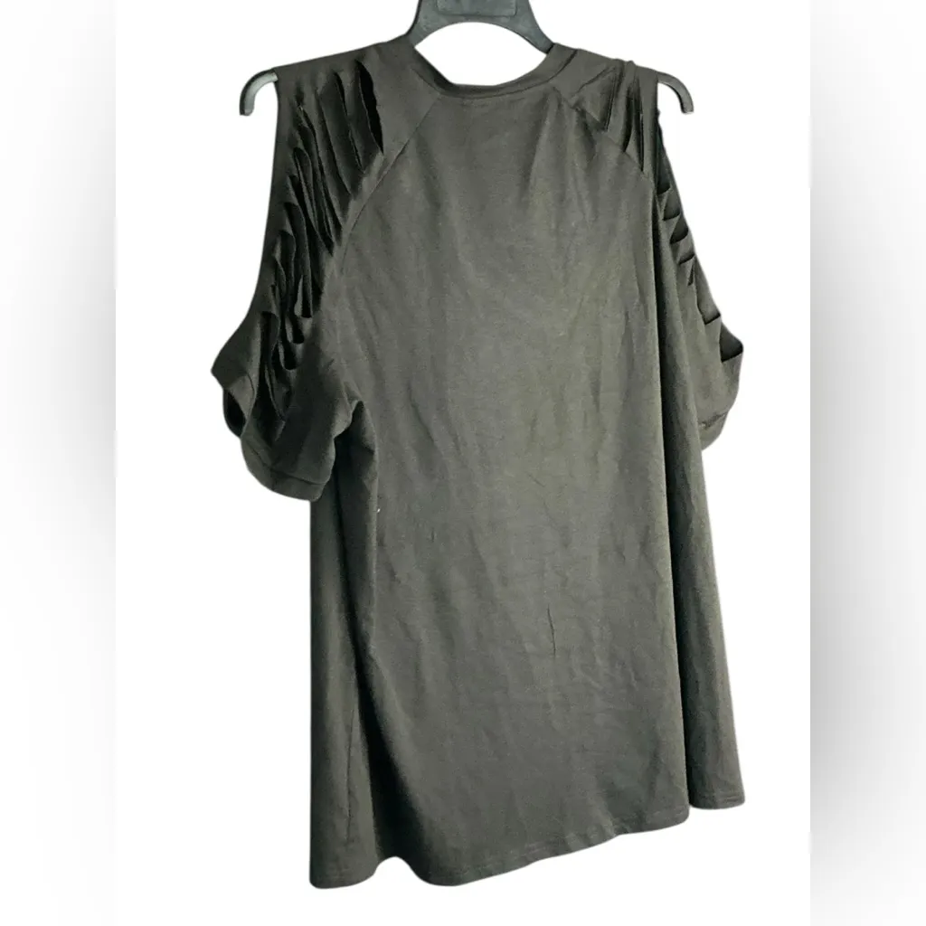 BloomChic Dark Green Cut - Image 3