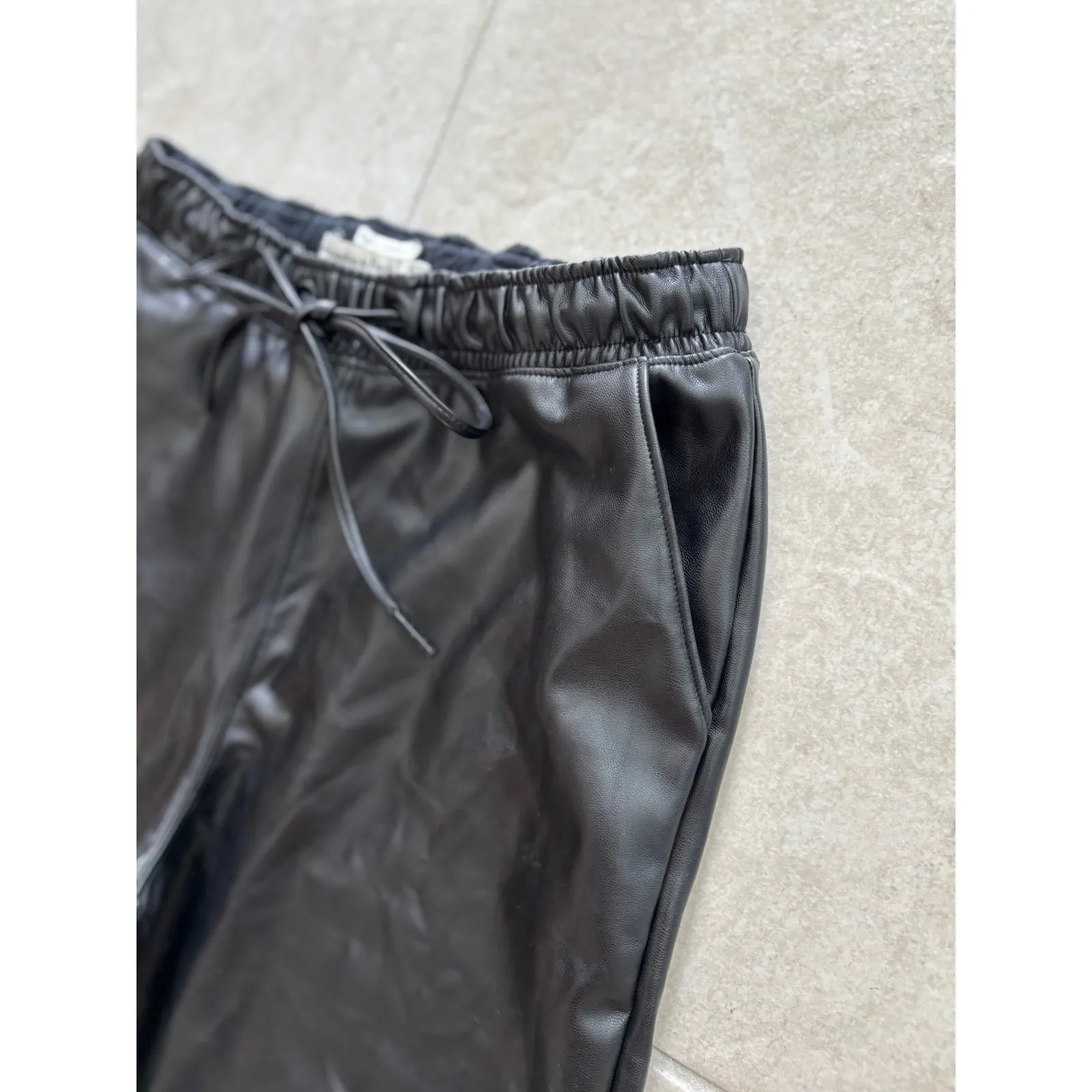 Abercrombie & Fitch Pants Womens Small Black‎ Vegan Leather Joggers Punk Grunge - Image 6