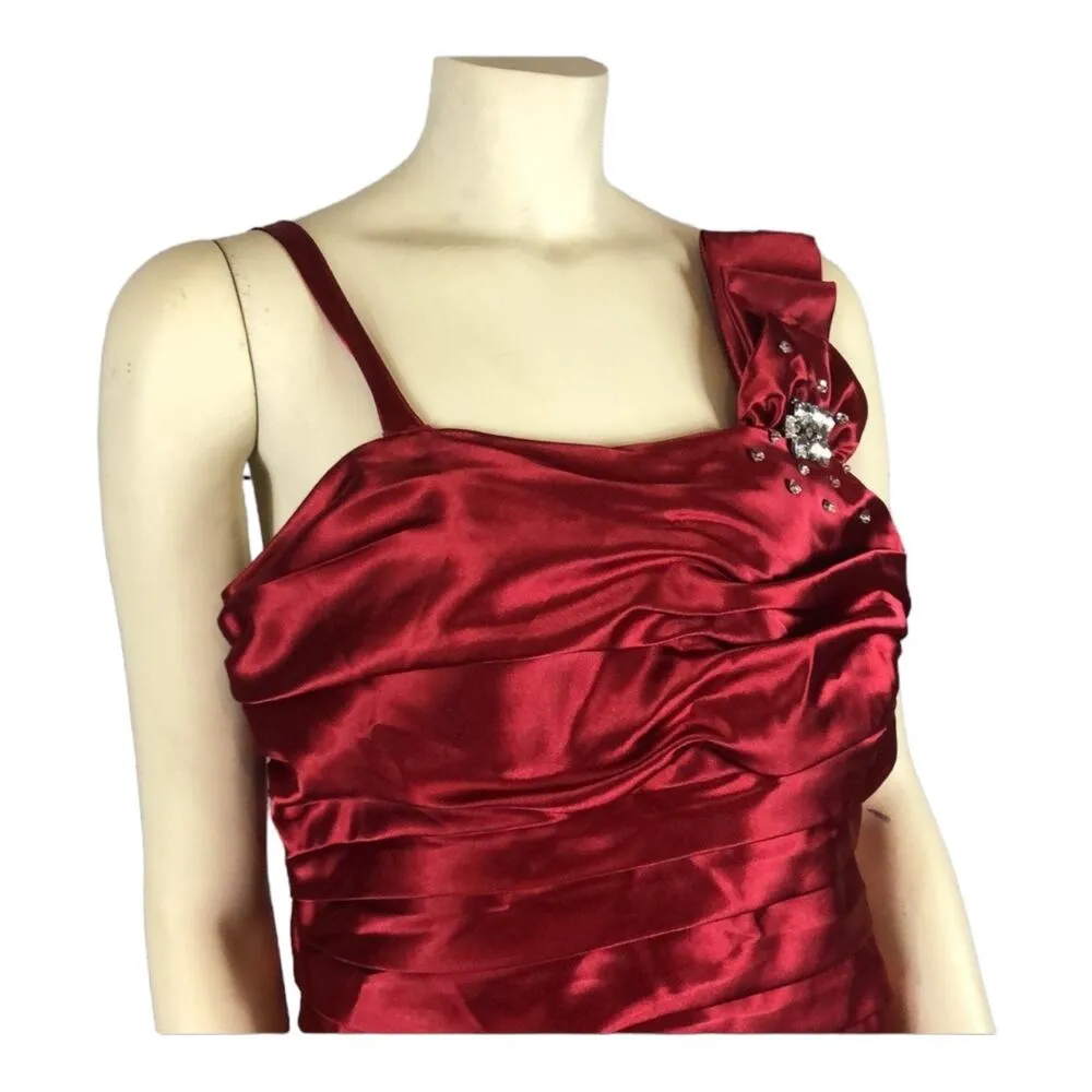NWT Cindy Collection style 1230 in red sleeveless ruched jewelled size 2 XL - Image 5
