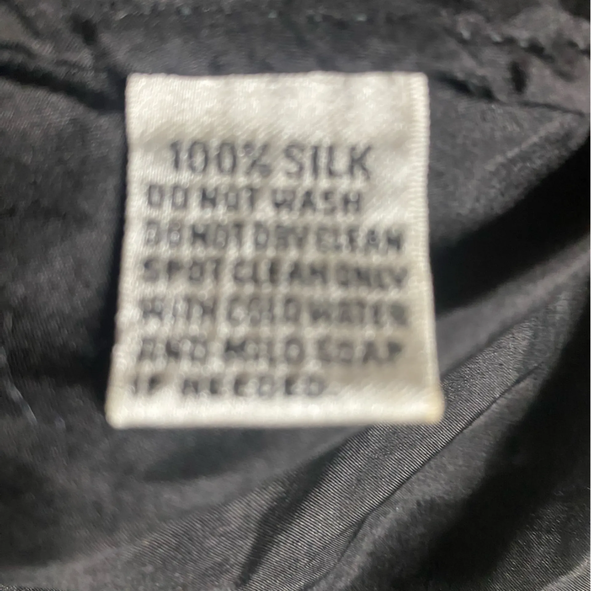 Stunning
Vintage Oleg Cassini Black Silk Beaded & Sequin Gown, Starburst Size 10 - Image 13