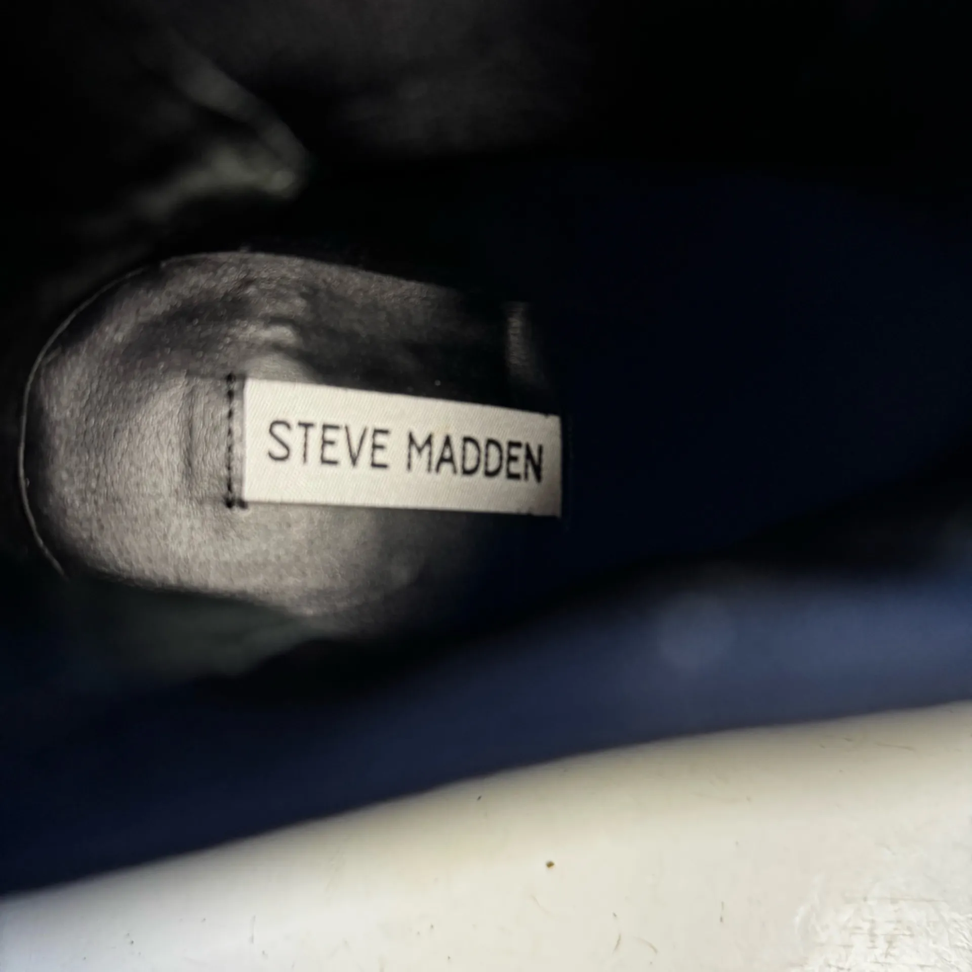 Steve Madden Black Revised Leather Platform Boots Size 8 - Image 5