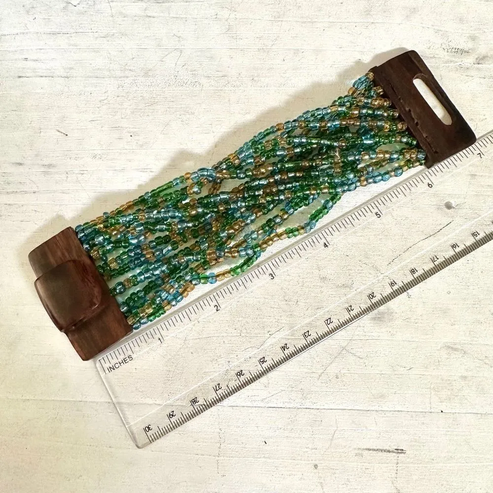 Yellow and green seed beaded multi strand bracelet - Image 4