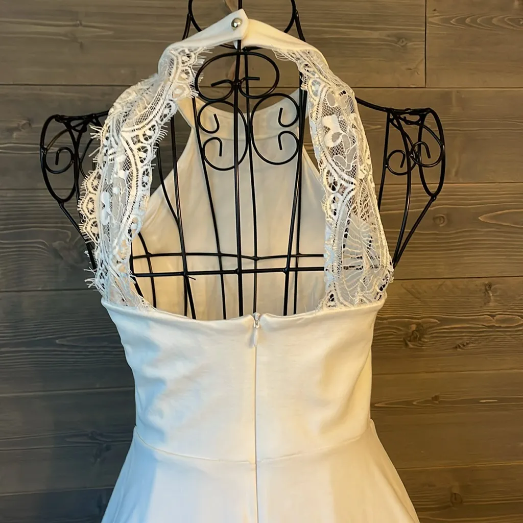 EUC Lulu’s mock neck open shoulder skater dress - Image 4