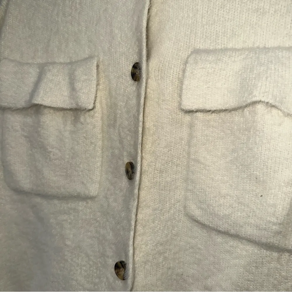 Calligraphie Shacket. Women’s. Size Small. Tan - Image 4