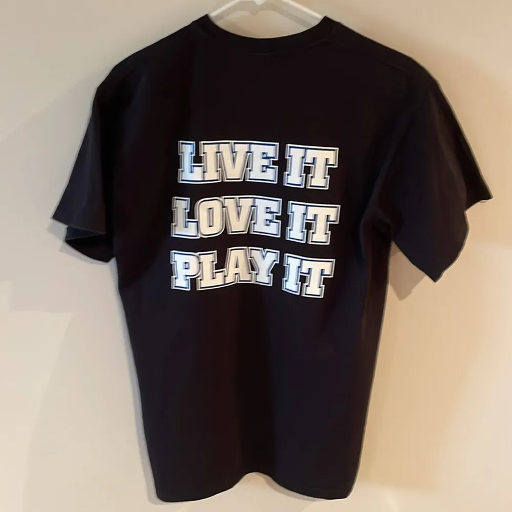 women’s medium lacrosse T-shirt - Image 3