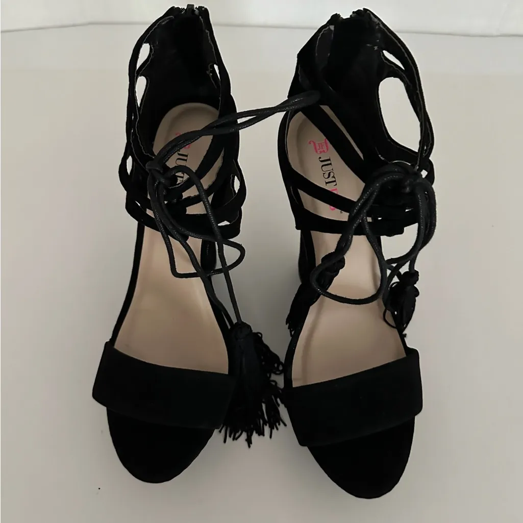 JustFab “Shanghai” Black Cutout Tassel Wedge Sandals Y2K Size 8.5 - Image 9