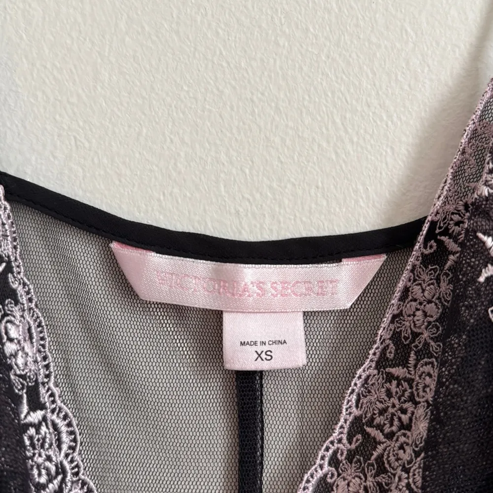 Victoria’s Secret Babydoll Slip Dress Size XS Floral Lace Black Pink Dainty Y2K - Image 2