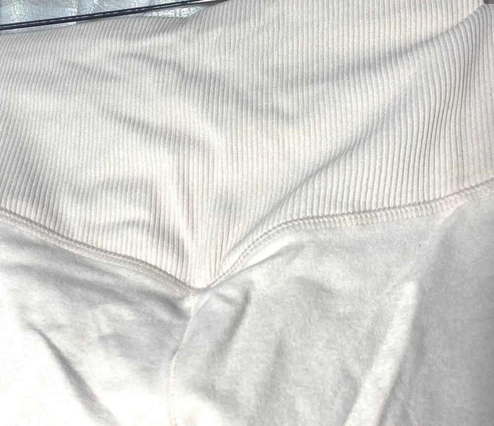 NWT Feat xo Jana Kramer Pale Pink Leggings women sz L Size L - Image 4