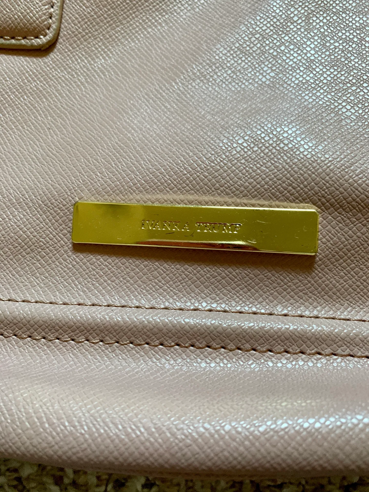 Ivanka Trump Purse - Image 3