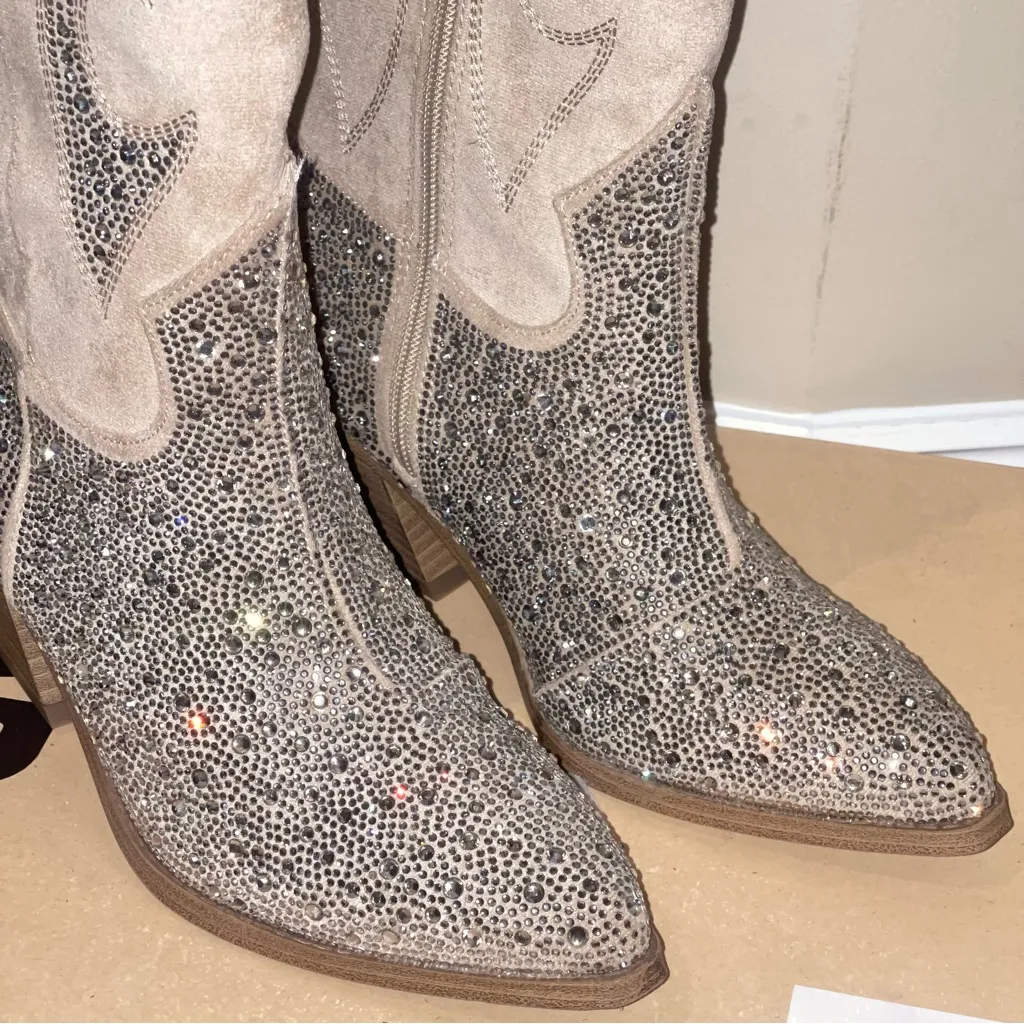 Glittery Tall Western Boots Super Bling! Size 6-7-10–11…Yes those four sizes!!! - Image 9