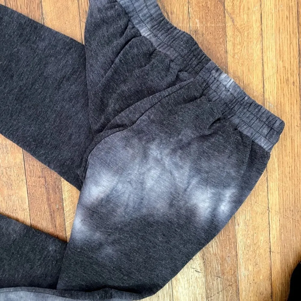 All at Once NY gray white sweatpants tracksuit comfortable athleisure pockets Size XS - Image 3