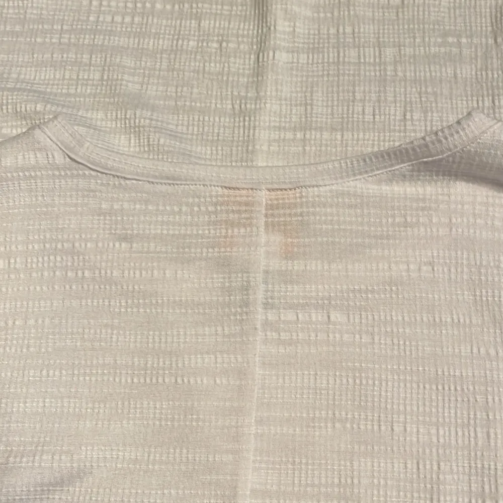 Ruby Rd. Lightweight white short sleeve top crochet on bell sleeves Size M NWT - Image 8