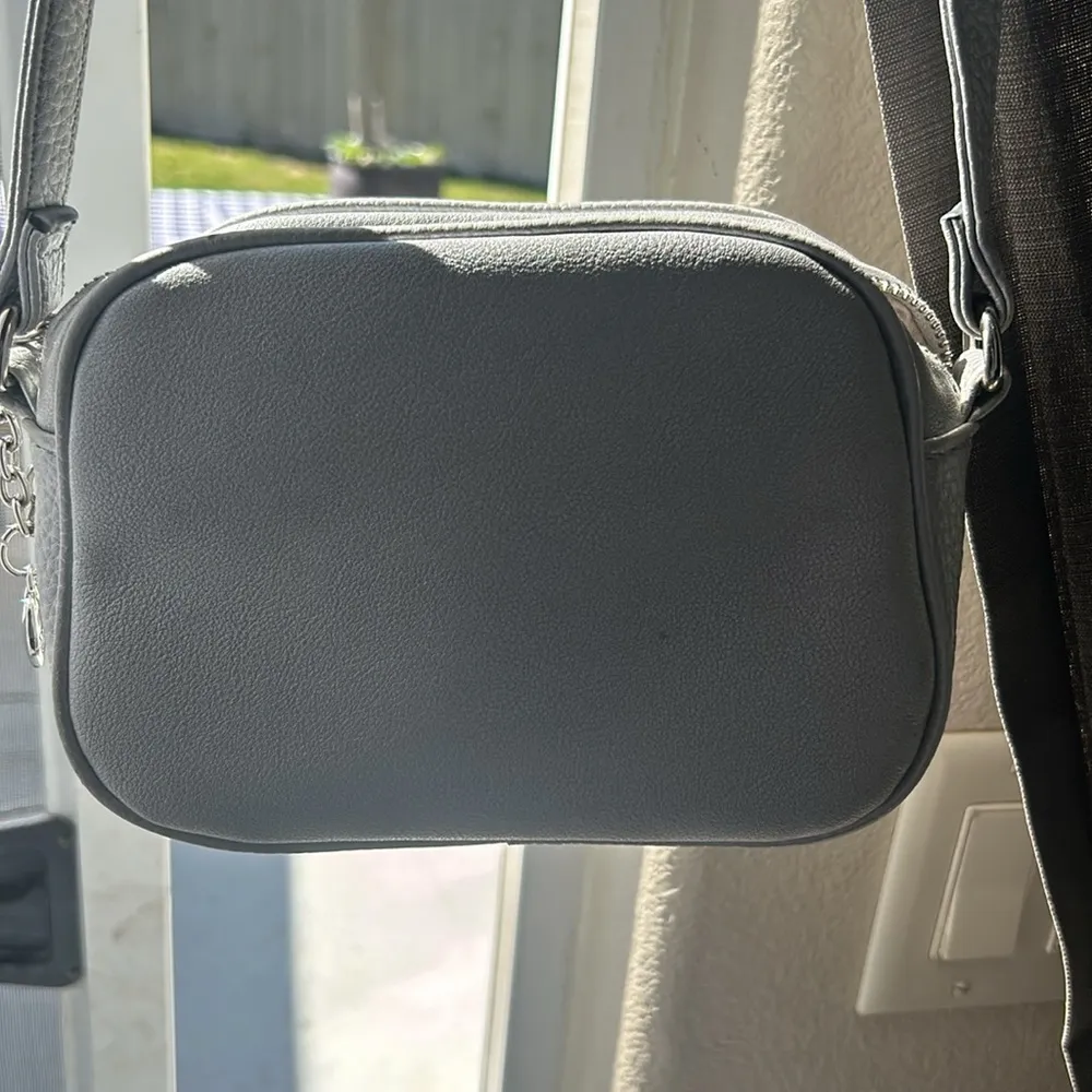 Juicy Couture Namesake Silver Bag - Image 6