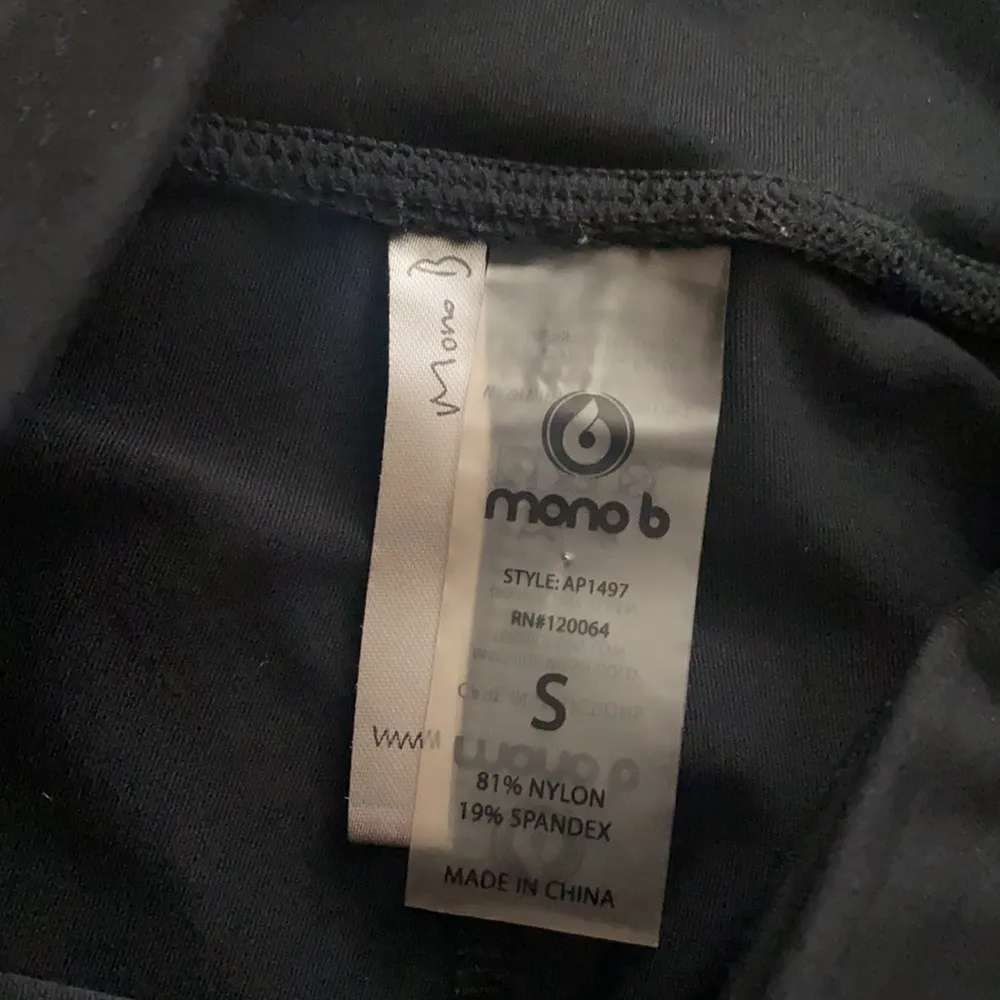 Mono B cropped black leggings athletic wear size size small - Image 3