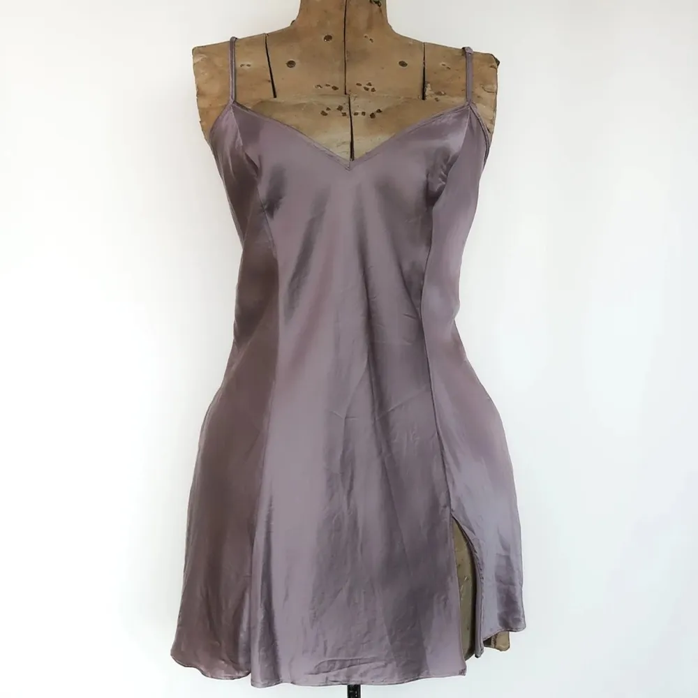 victoria’s secret vintage from the 90’s grey purple 100% silk slip dress - Image 7