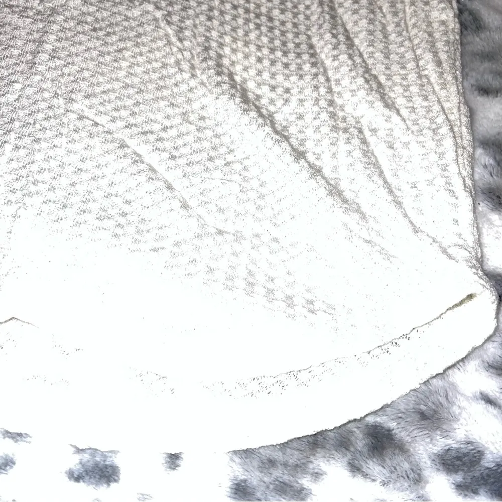 Loft Outlet Lounge Shirt - Image 2