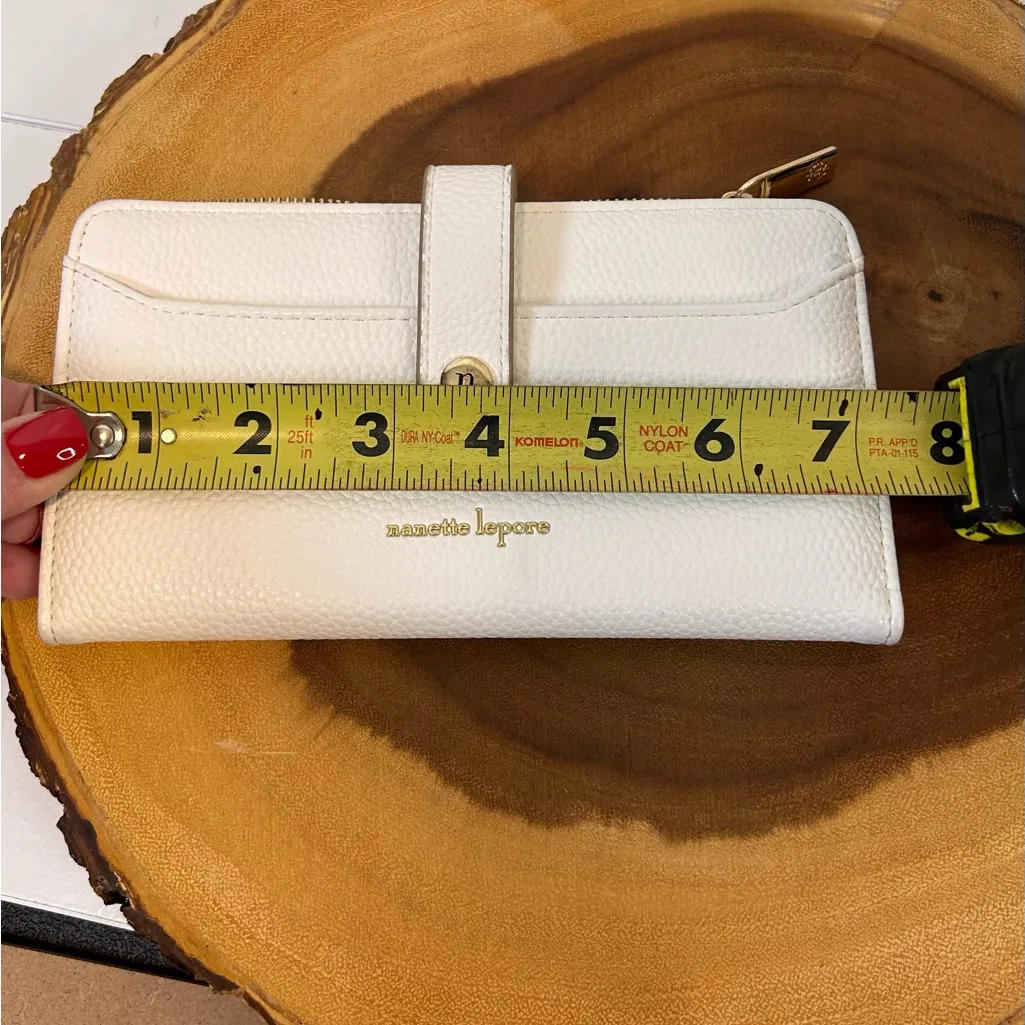 Nanette Lepore White Bifold Women's Wallet Pebbled Faux Leather Gold accents - Image 7