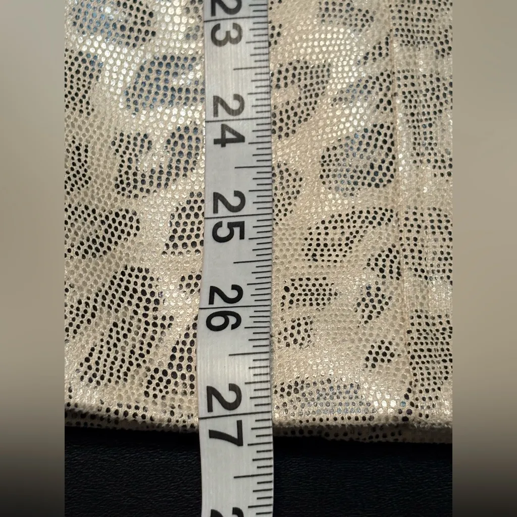 Sharon Young Ivory & Gray Animal Print belted jacket w/ front pockets size M Size M - Image 12