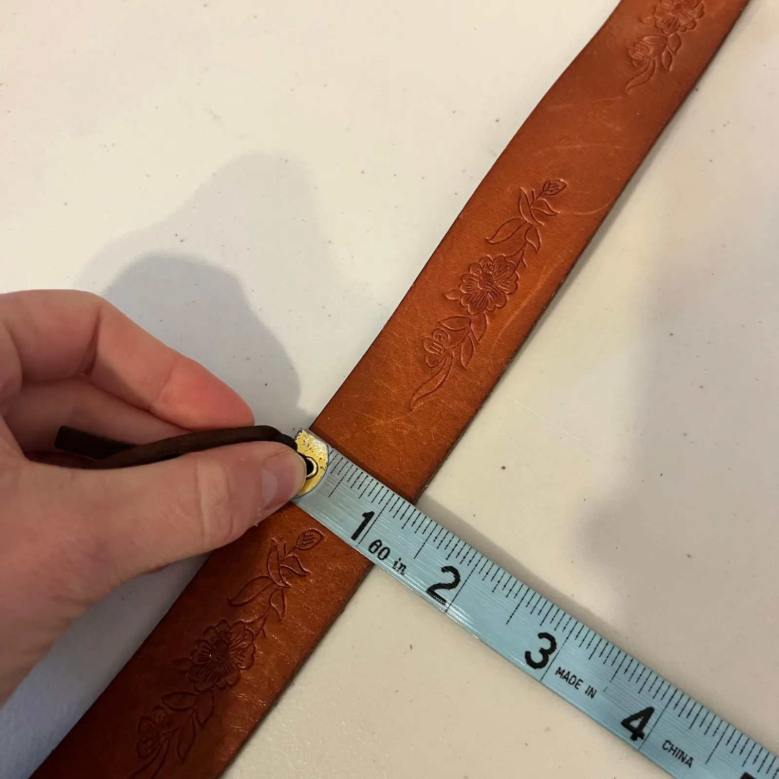 Columbia Vintage 90s Tan Genuine Leather Floral Embossed Brass Belt Size XL - Image 9