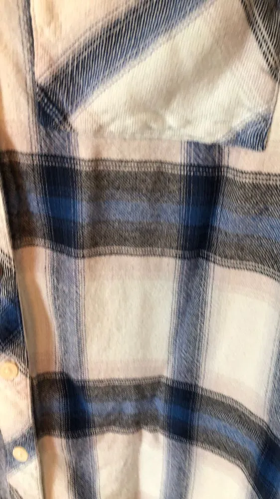 Gap Plaid Flannel  - Image 7