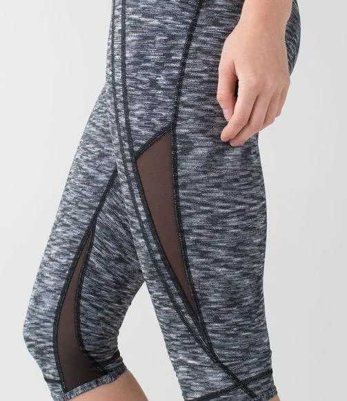 Drop It Like It’s Hot Crop - Image 2