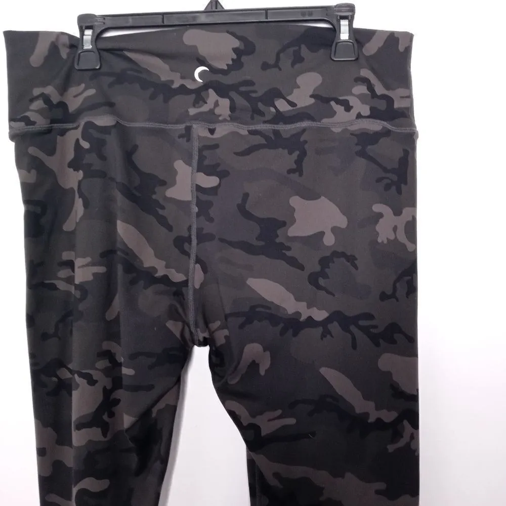 ZYIA camon cropped leggings size 20 - Image 4