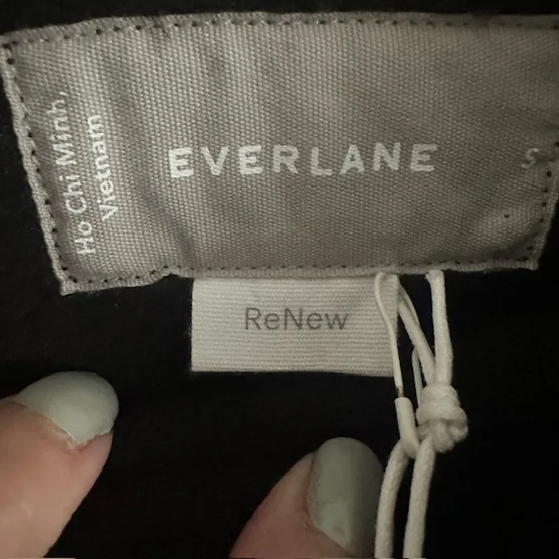 Everlane NWT Renew Fleece Crewneck Black Sweatshirt Size: Small - Image 8