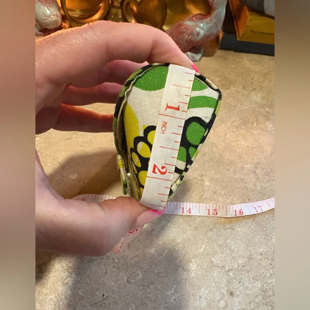 Vera Bradley Authentic Hard Eyeglass Case “Limes Up” - Image 8