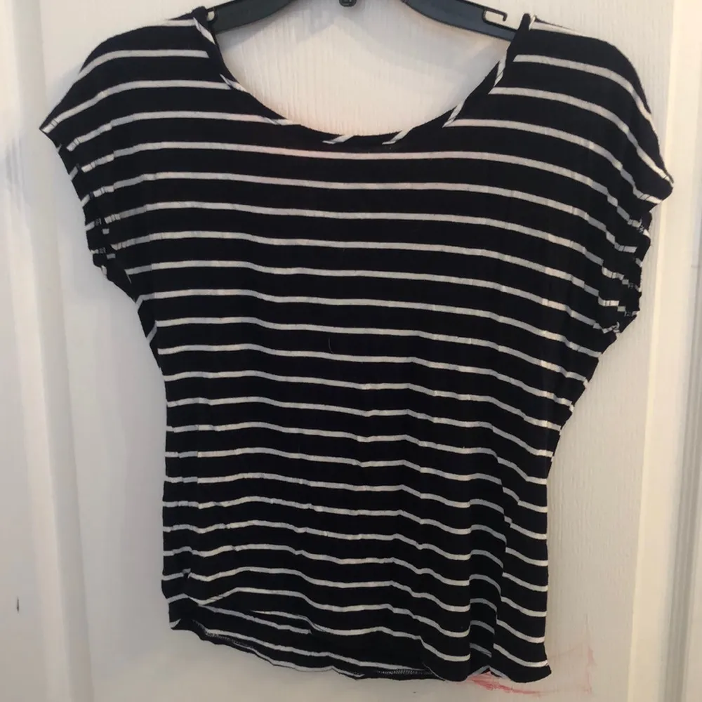 dELiA*s Striped Bow-Back Tee - Image 2